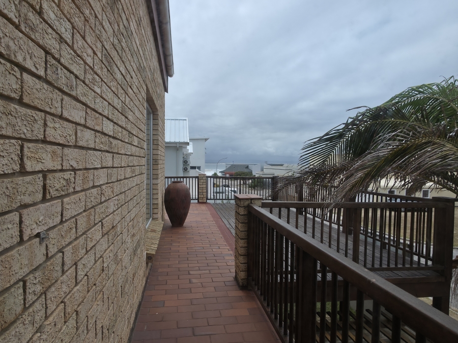 5 Bedroom Property for Sale in Ferreira Town Eastern Cape